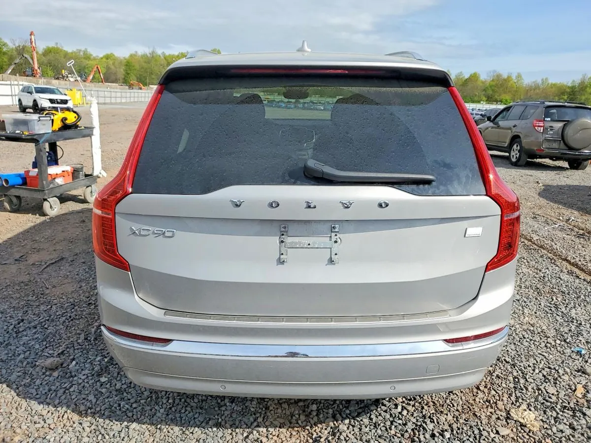 VOLVO XC90 2023