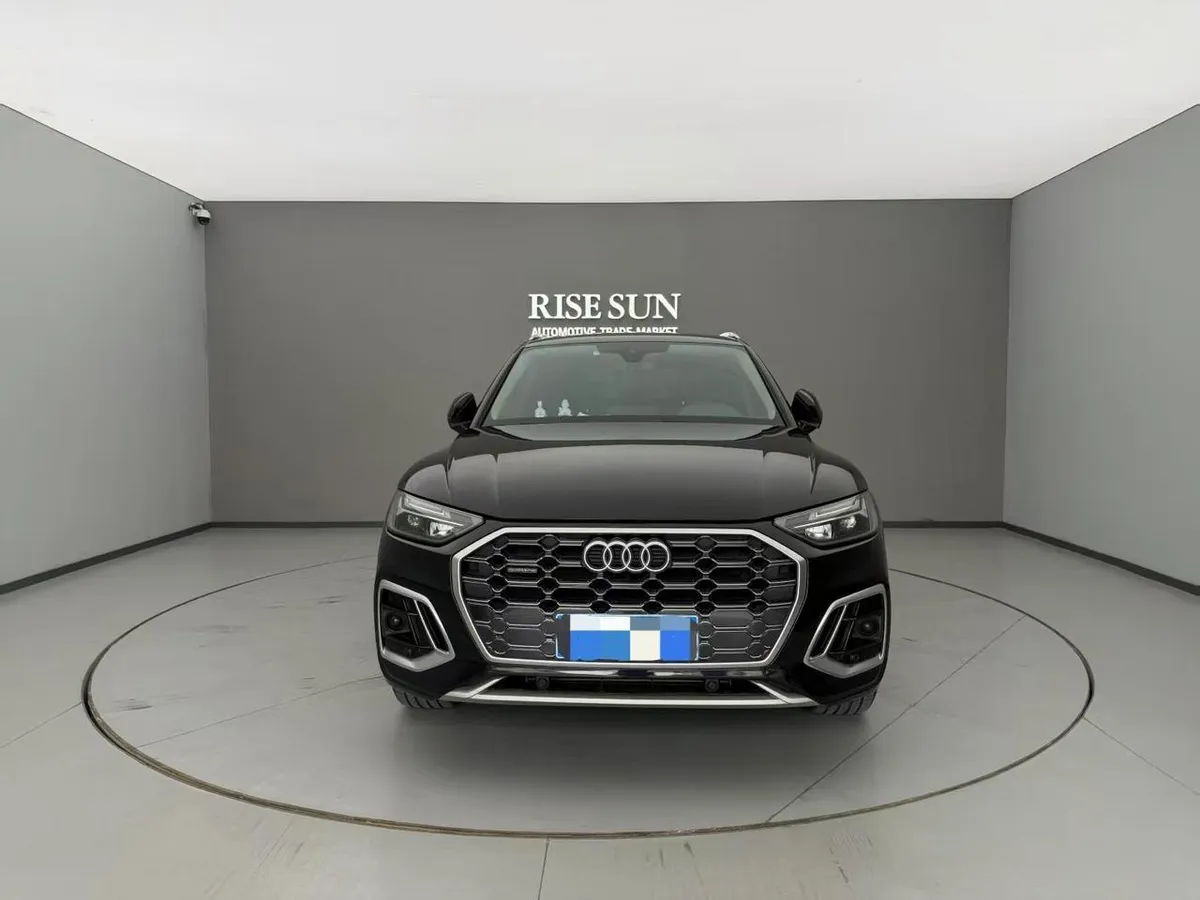 AUDI Q5L 2022