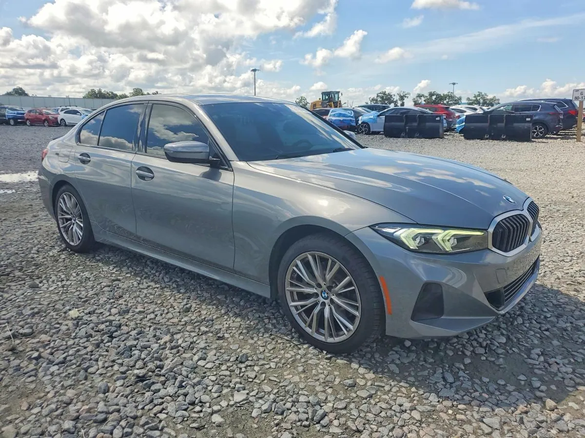 BMW 330XI - 2023