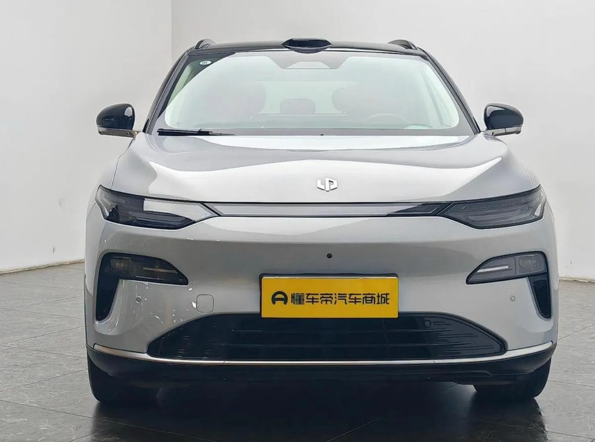 LEAPMOTOR C11 PURE ELECTRIC VERSION WITH 640 LIDAR SMART EDITION 2025