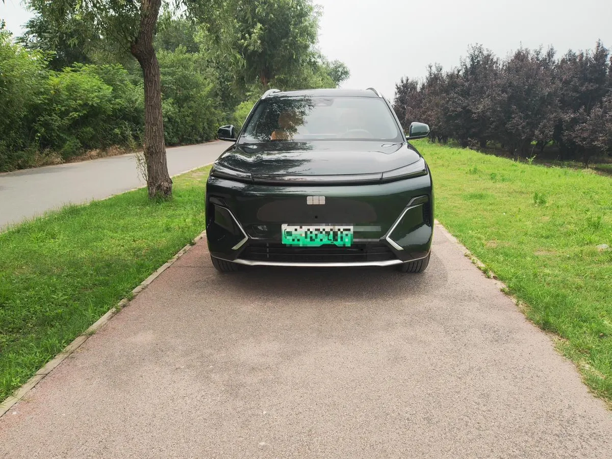 GEELY GALAXY STARSHIP EM-I МАКСИМАЛЬНАЯ 2025