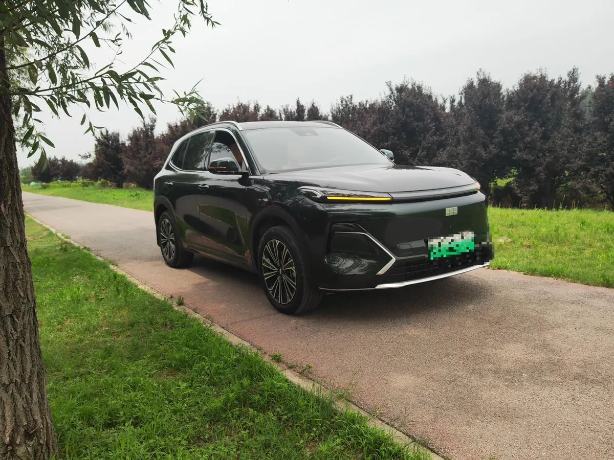 GEELY GALAXY STARSHIP EM-I МАКСИМАЛЬНАЯ 2025