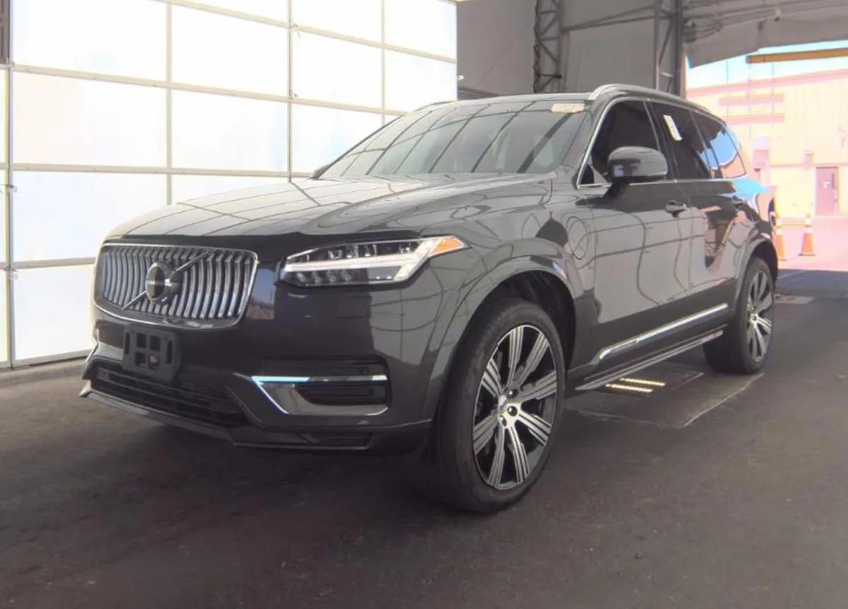 VOLVO XC90 RECHARGE PLUG-IN HYBRID 2022
