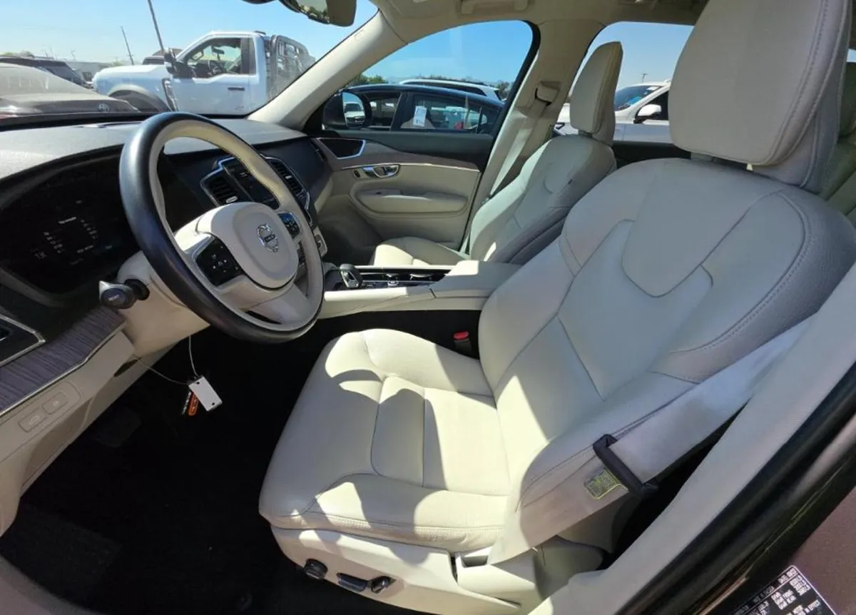 VOLVO XC90 RECHARGE PLUG-IN HYBRID 2022