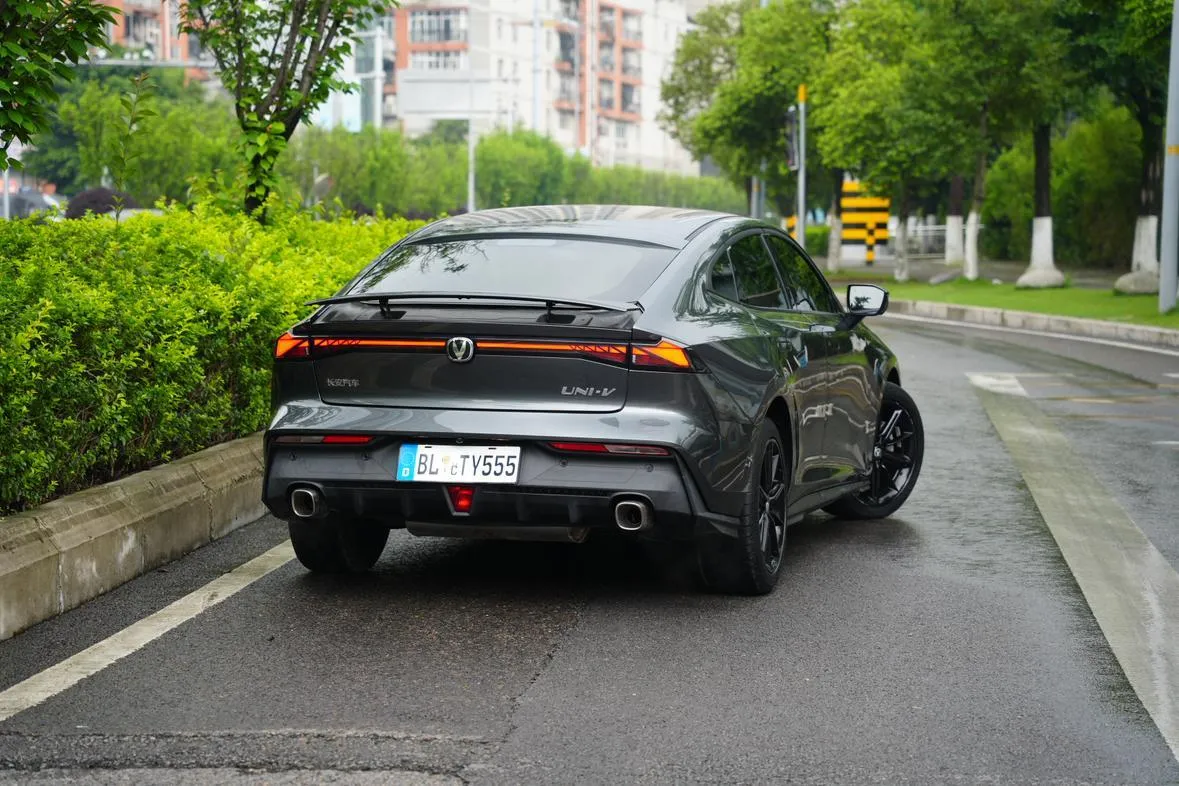 CHANGAN UNI-V PREMIUM 2023