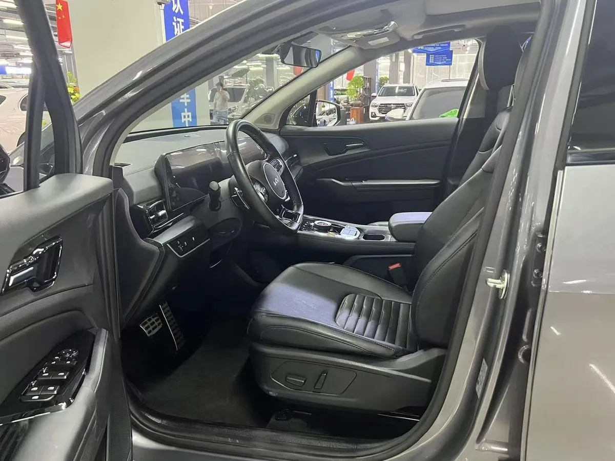 KIA SPORTAGE PREMIUM 2024