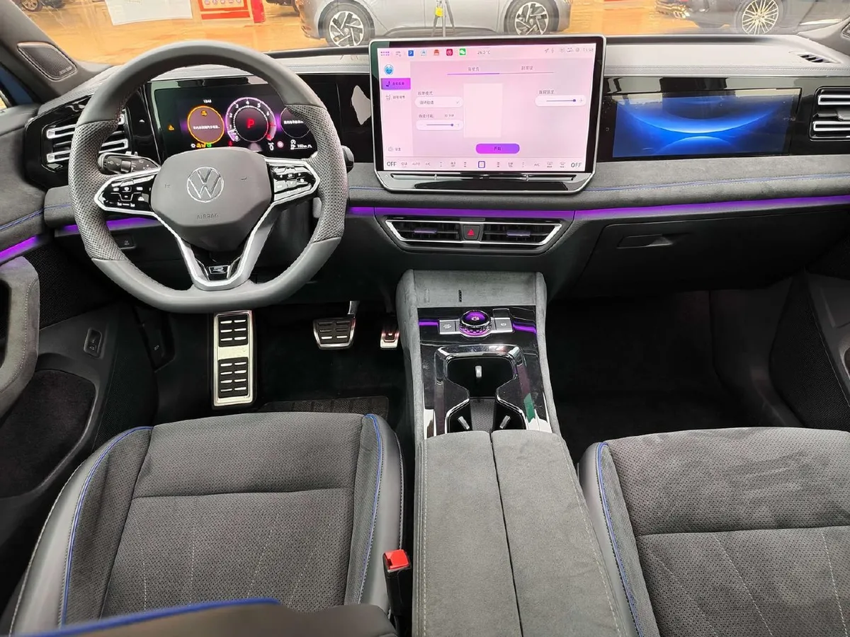 VOLKSWAGEN TIGUAN L PRO 380TSI 2024