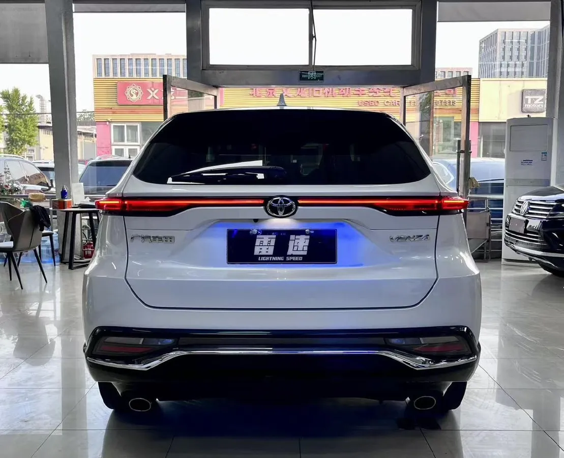 TOYOTA VENZA LUXURY 2022