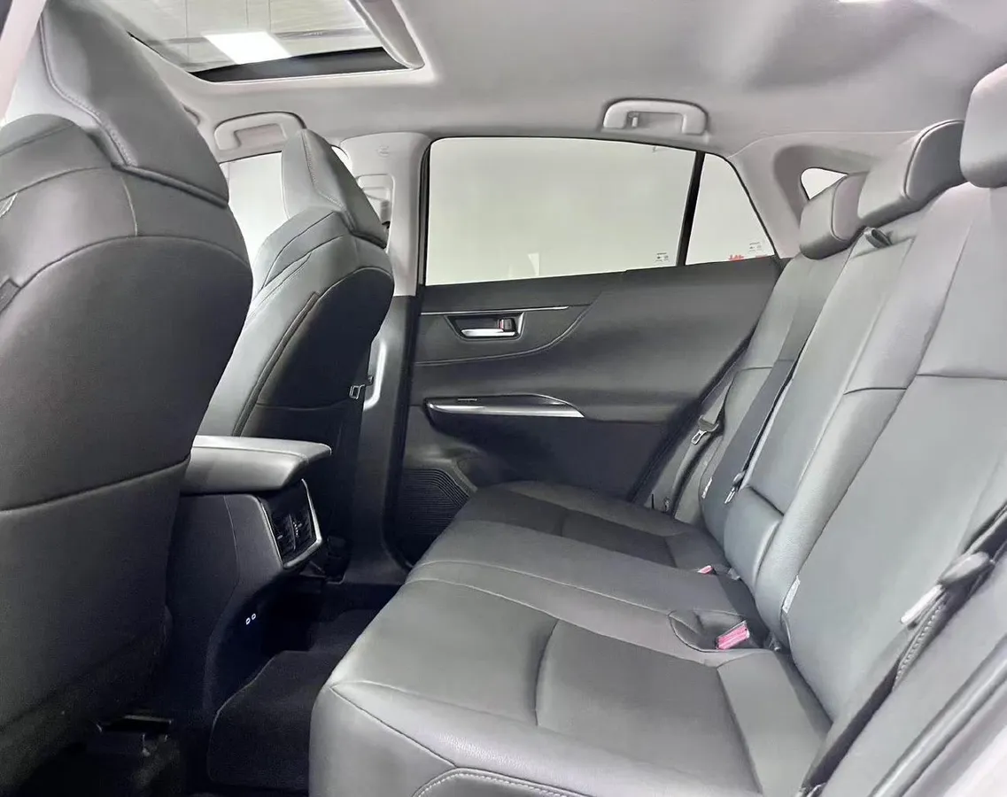 TOYOTA VENZA LUXURY 2022