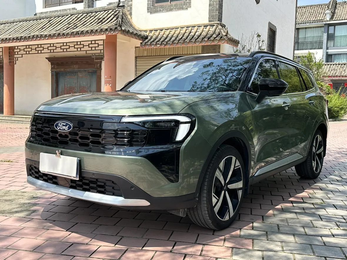FORD EQUATOR SPORT PREMIUM PLUS 2025
