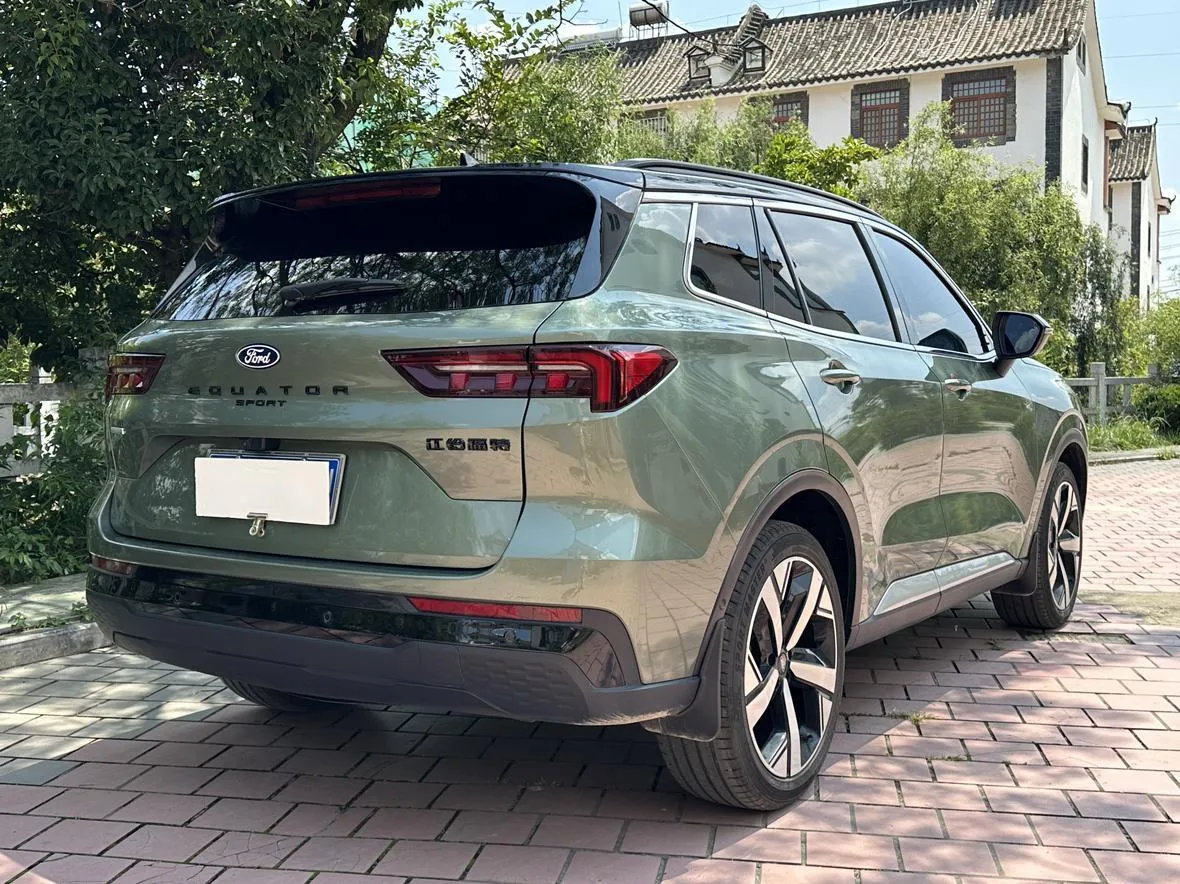 FORD EQUATOR SPORT PREMIUM PLUS 2025