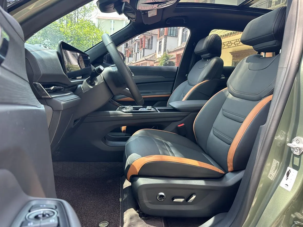 FORD EQUATOR SPORT PREMIUM PLUS 2025