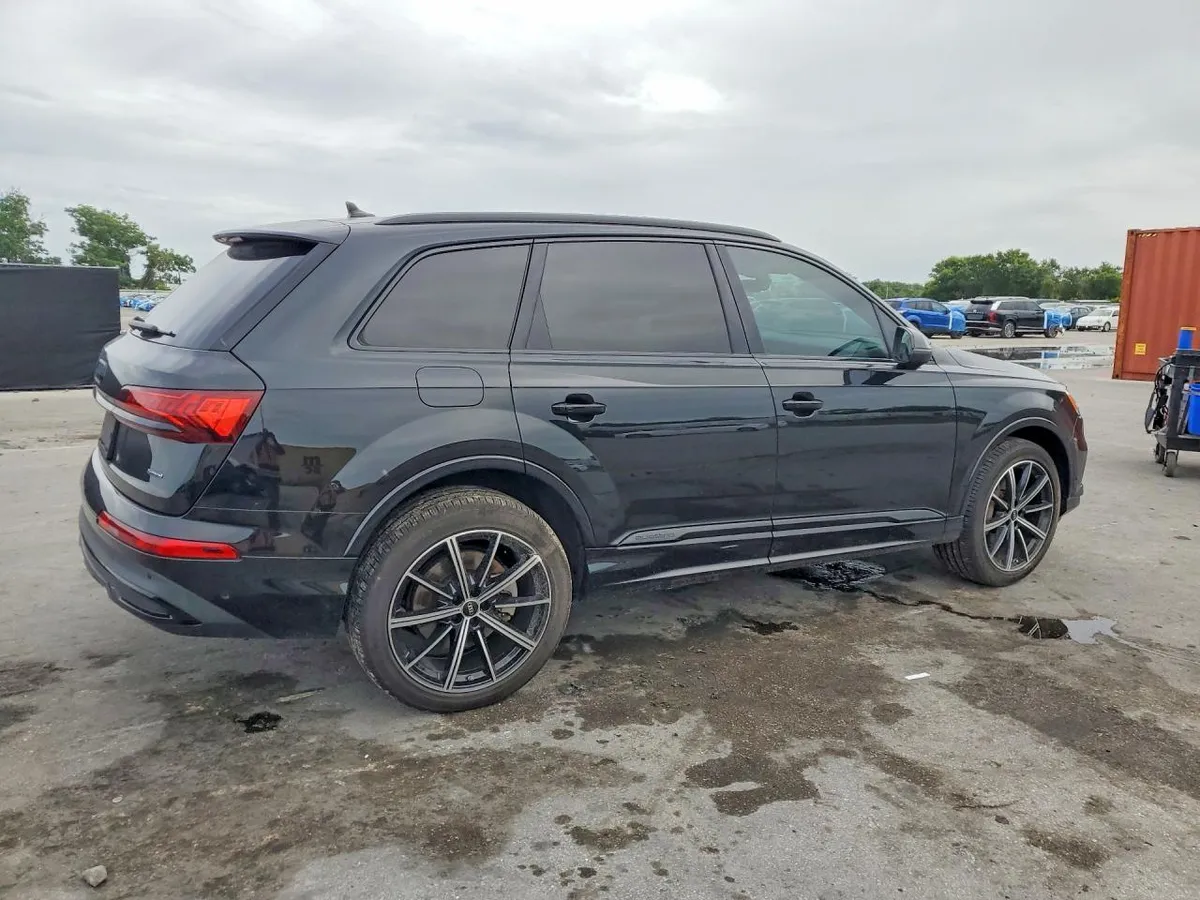 AUDI Q7 PRESTIGE 2023
