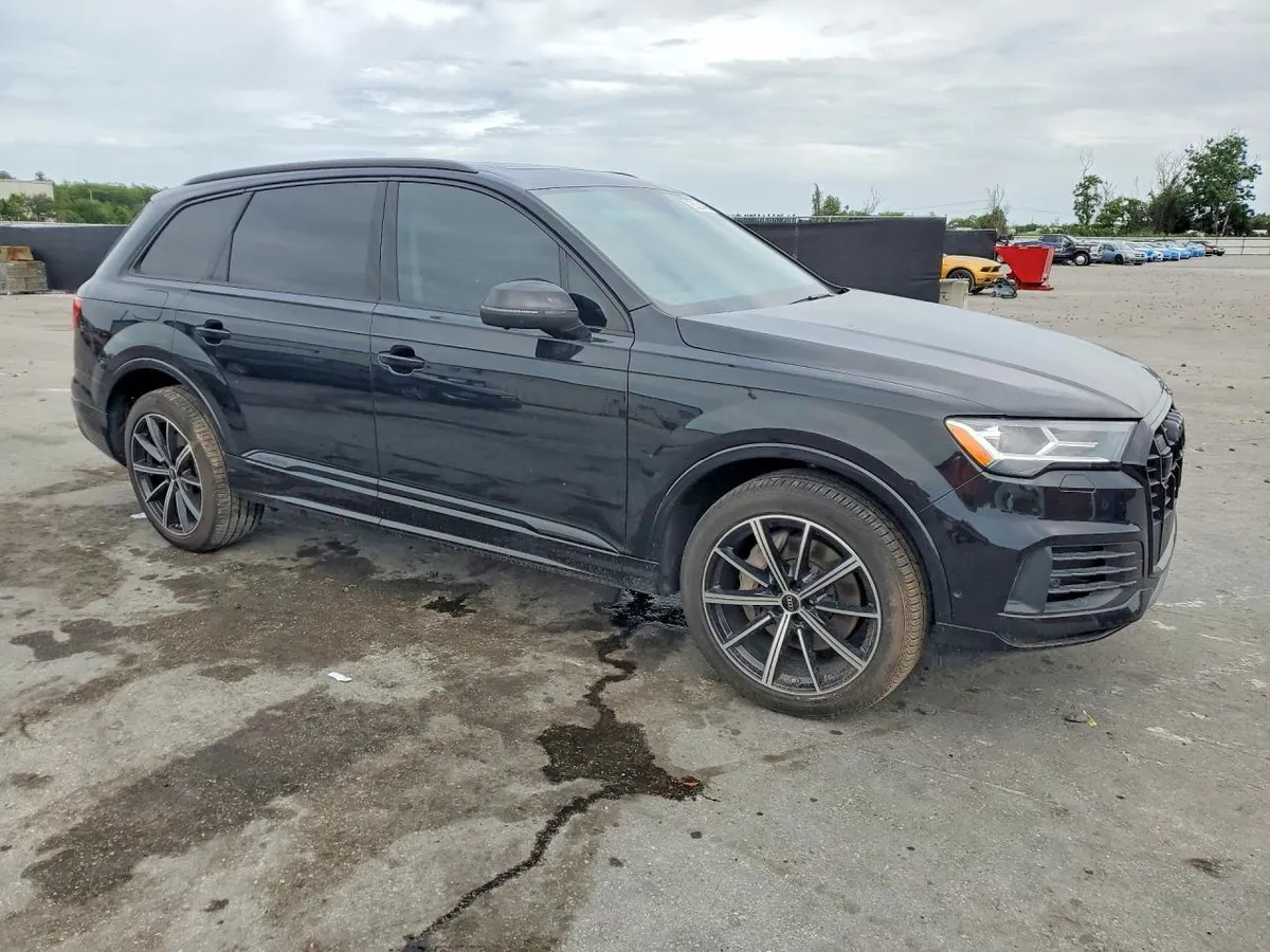 AUDI Q7 PRESTIGE 2023