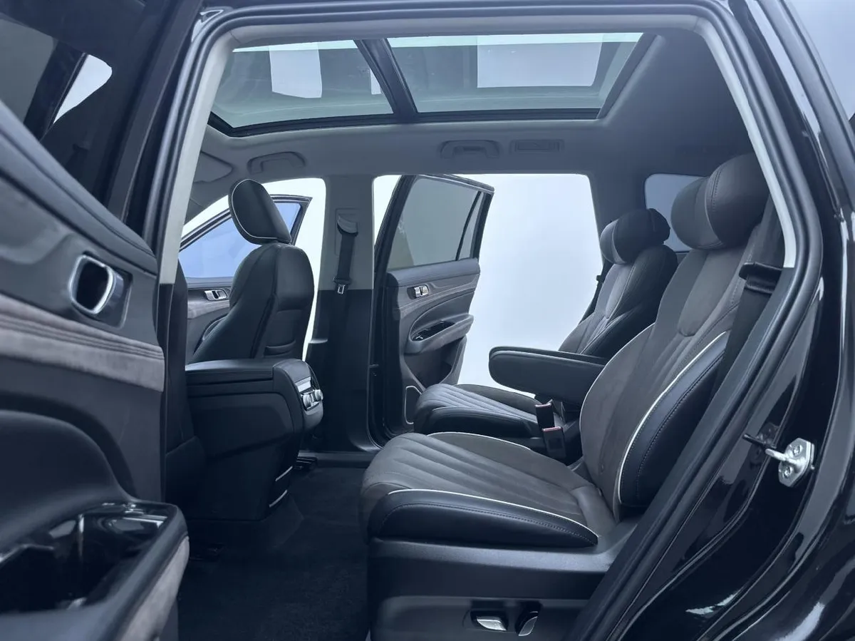 FORD EQUATOR PREMIUM 2023