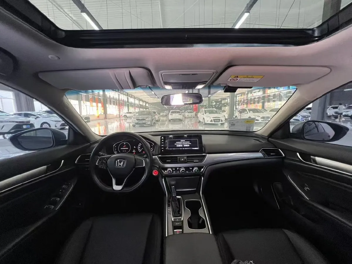 HONDA ACCORD LUXURY 2021