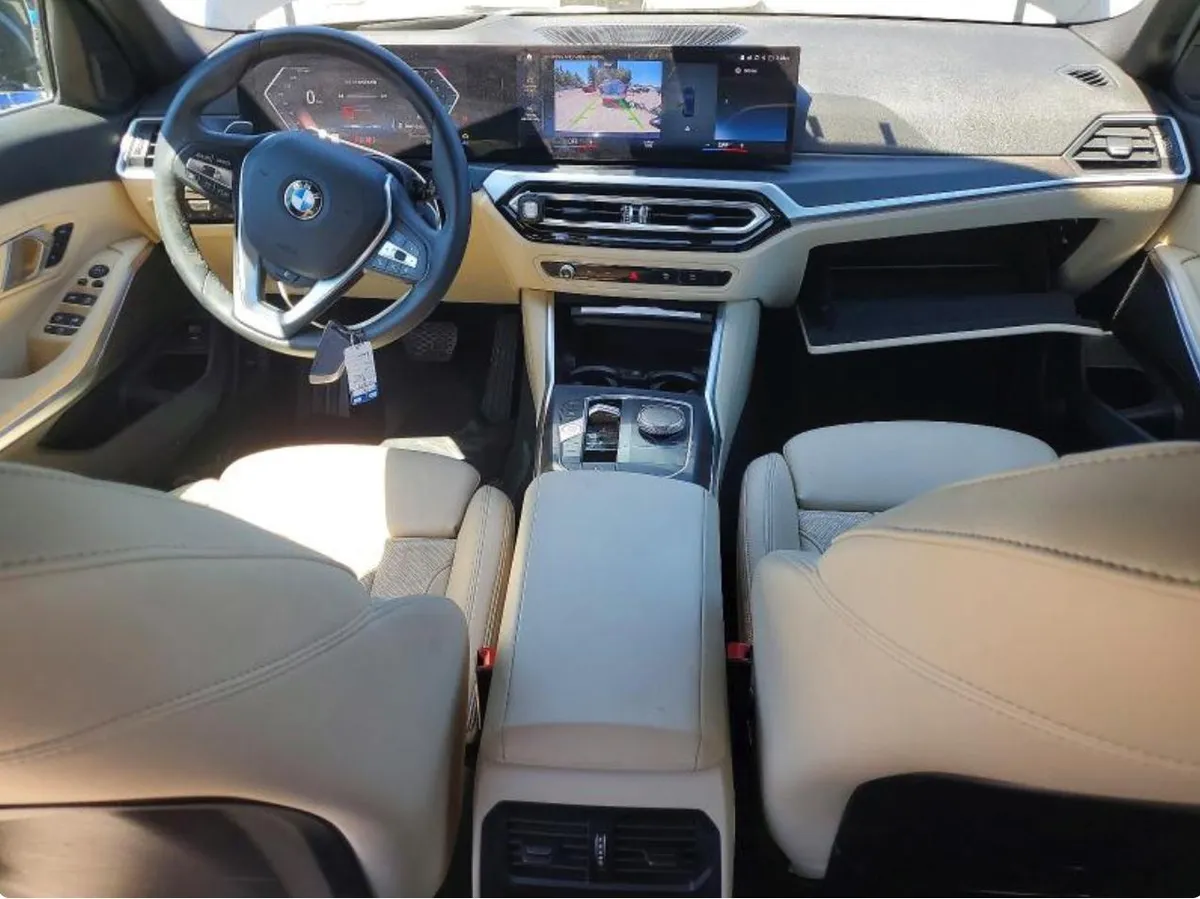 BMW 330I - 2024