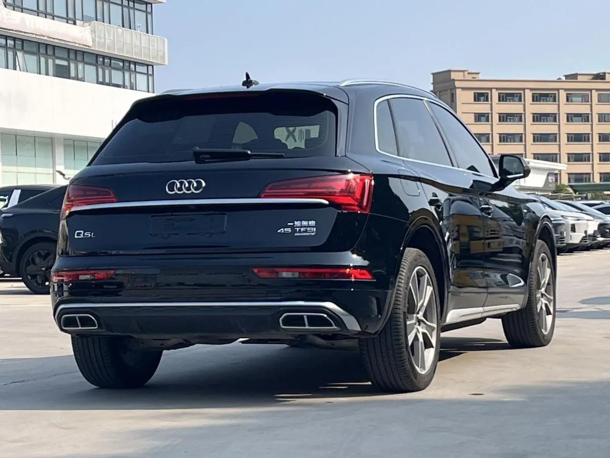 AUDI Q5L 45T LUXURY DYNAMIC 2023