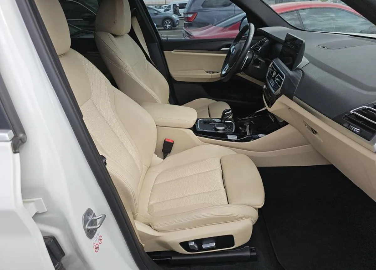 BMW X3 SPORTS ACTIVITY VEHICLE 2022