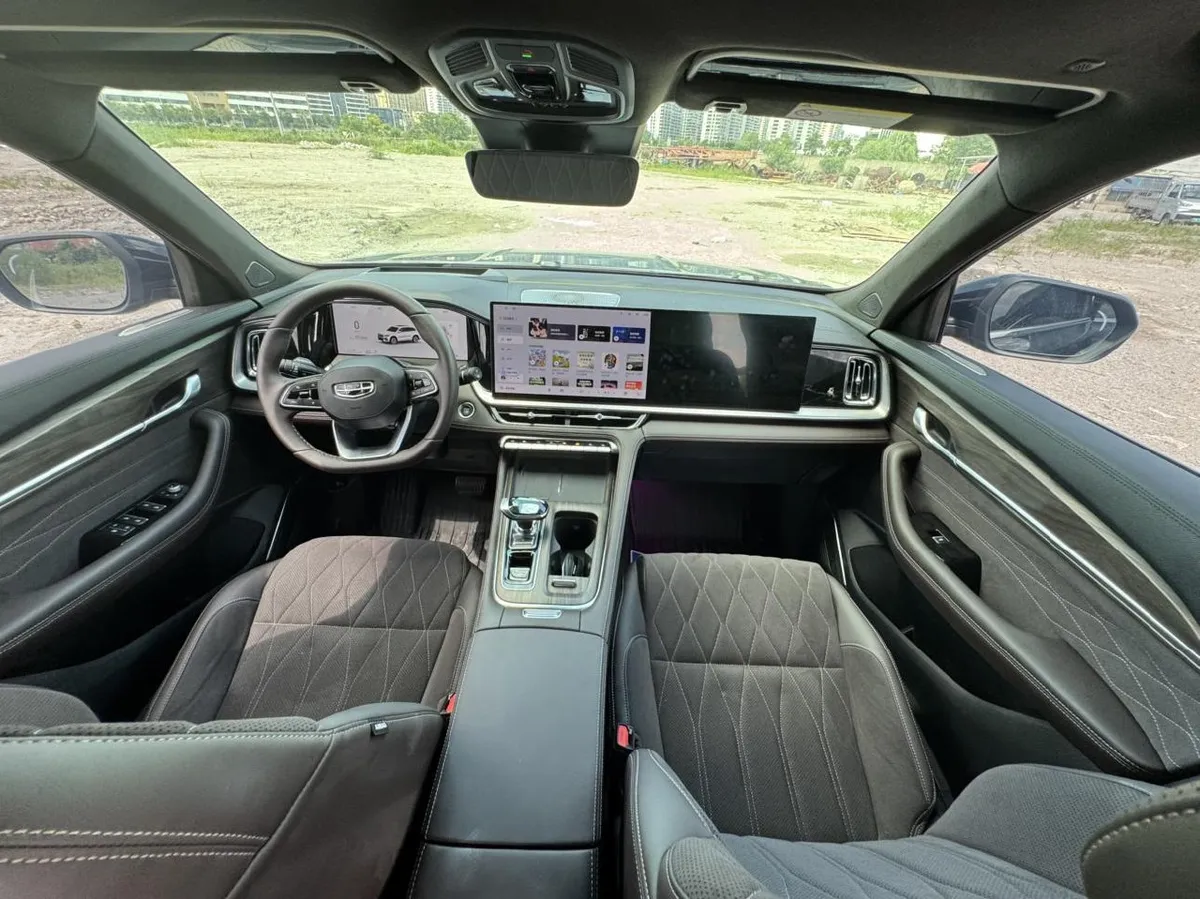 GEELY XINGYUE L 2026