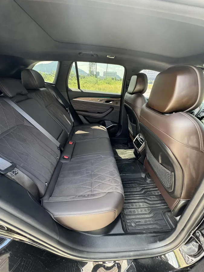 GEELY XINGYUE L 2026