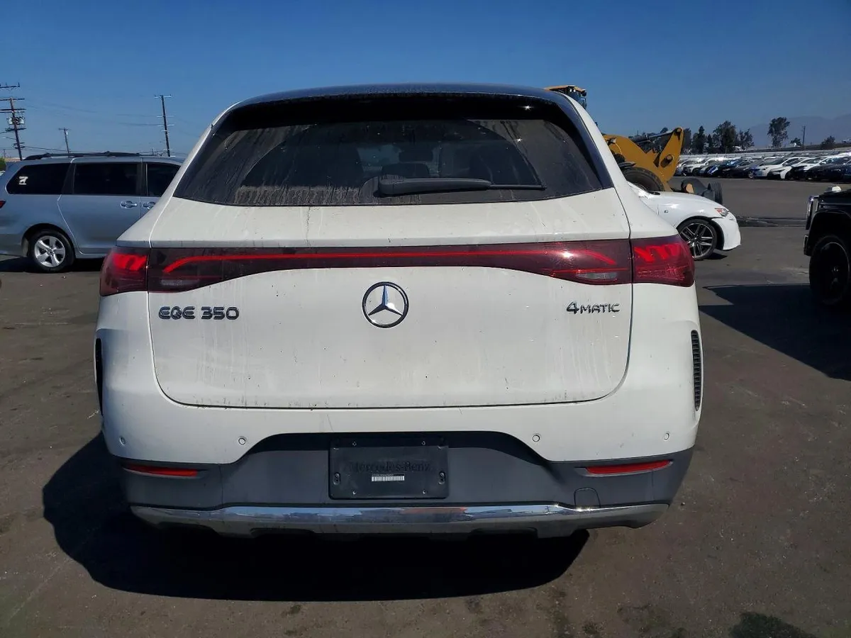 MERCEDES-BENZ EQE 2023