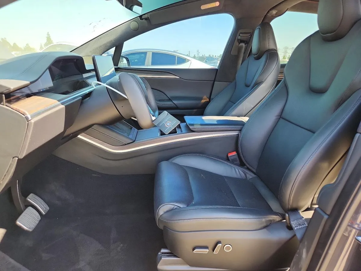 TESLA MODEL X 2023
