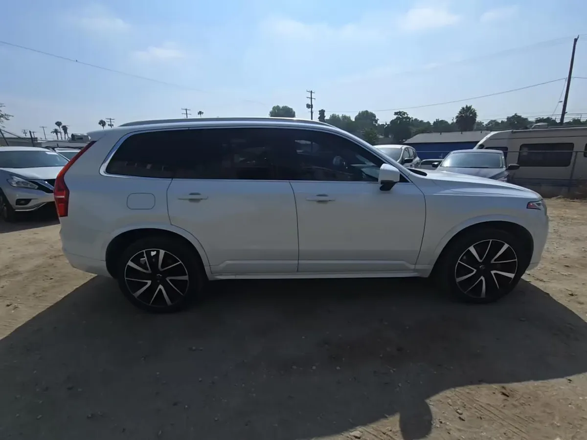 VOLVO XC90 T6 MOMENTUM 6-PASSENGER 2019