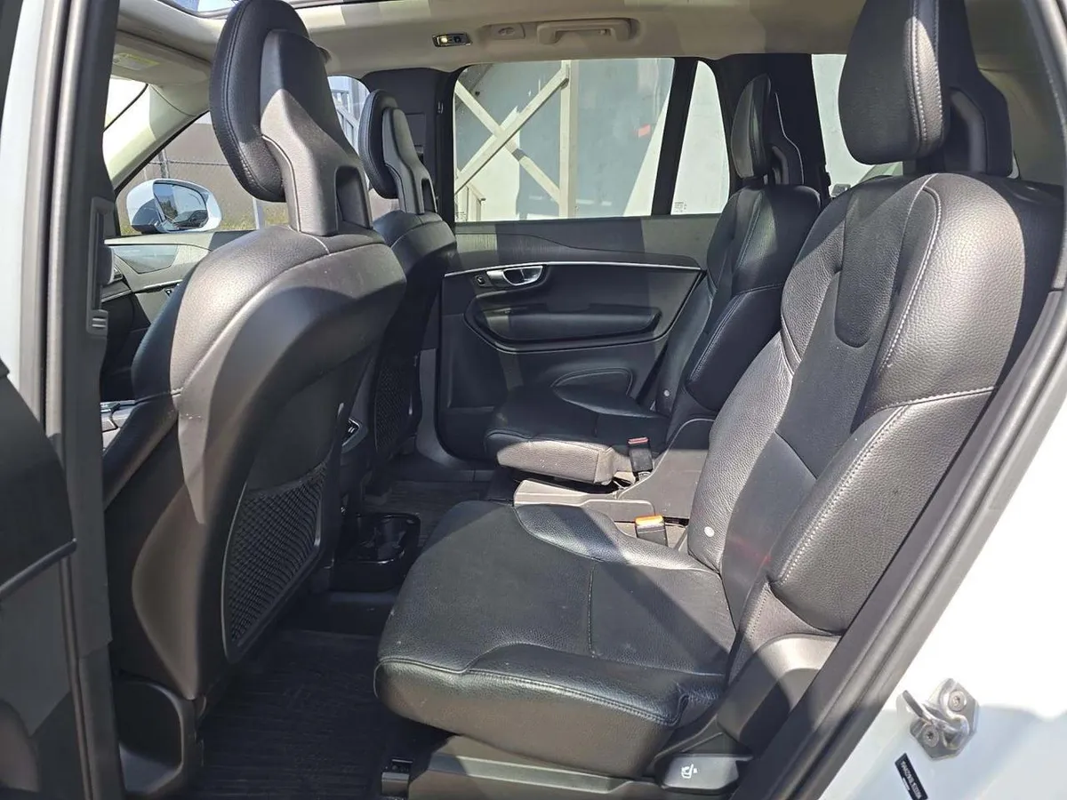 VOLVO XC90 T6 MOMENTUM 6-PASSENGER 2019