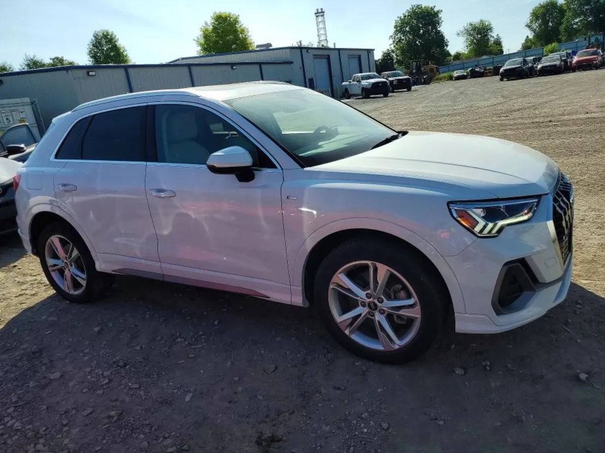 AUDI Q3 PREMIUM PLUS 2023