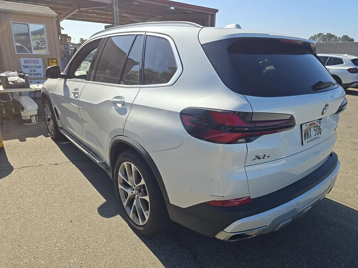 BMW X5 SPORTS ACTIVITY VEHICLE 2023
