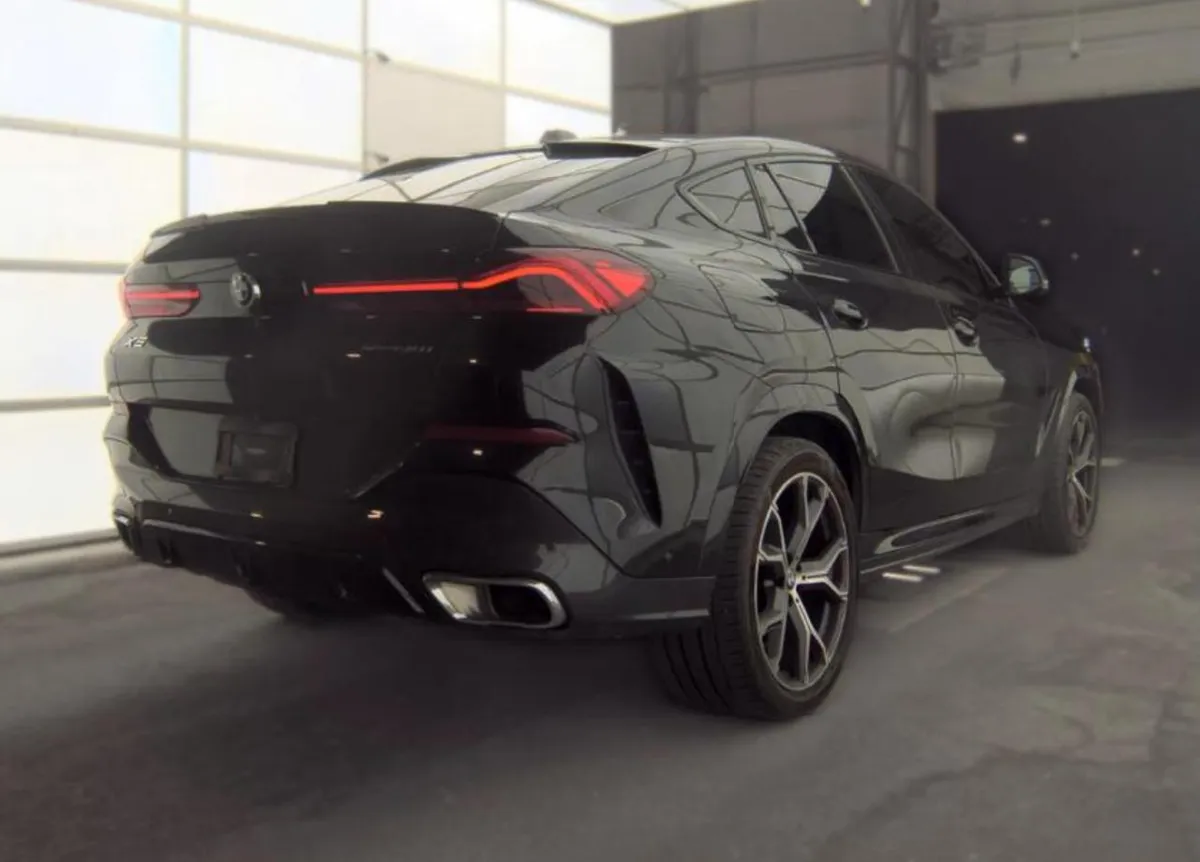 BMW X6 SPORTS ACTIVITY COUPE 2023