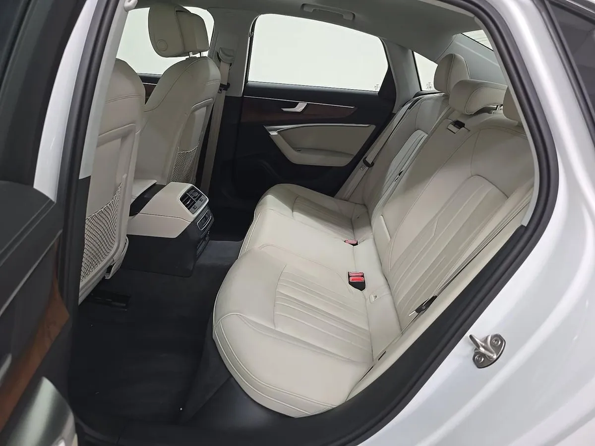 AUDI A6 PREMIUM 2023