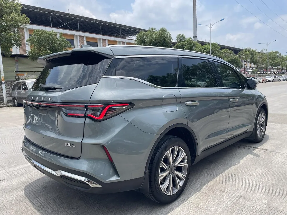 GEELY JIAJI L LUXURY 2022