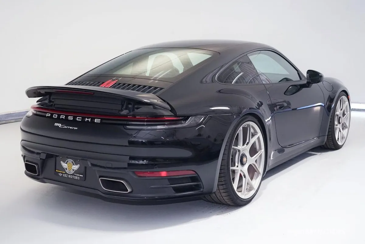 PORSCHE 911 CARRERA COUPE 2022