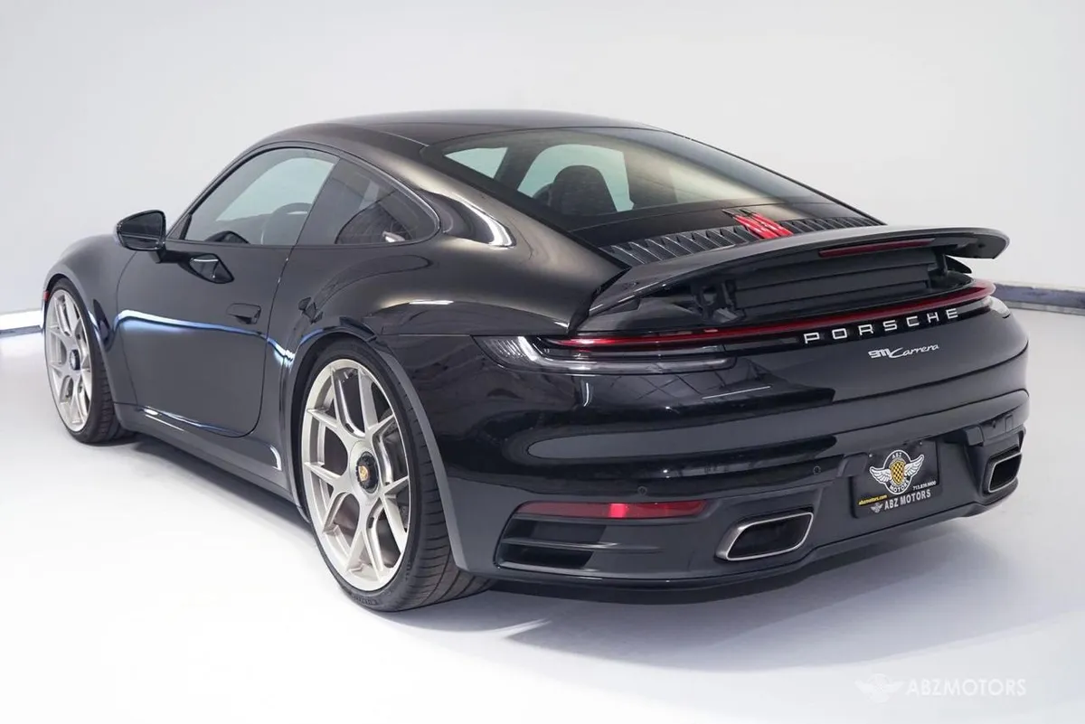 PORSCHE 911 CARRERA COUPE 2022