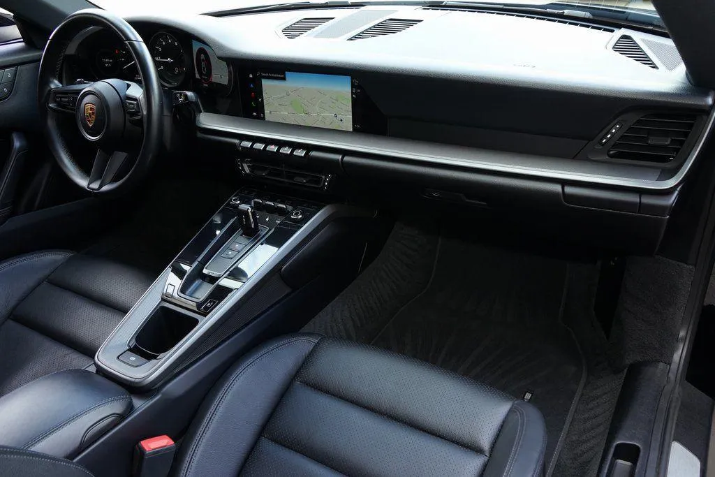 PORSCHE 911 CARRERA COUPE 2022