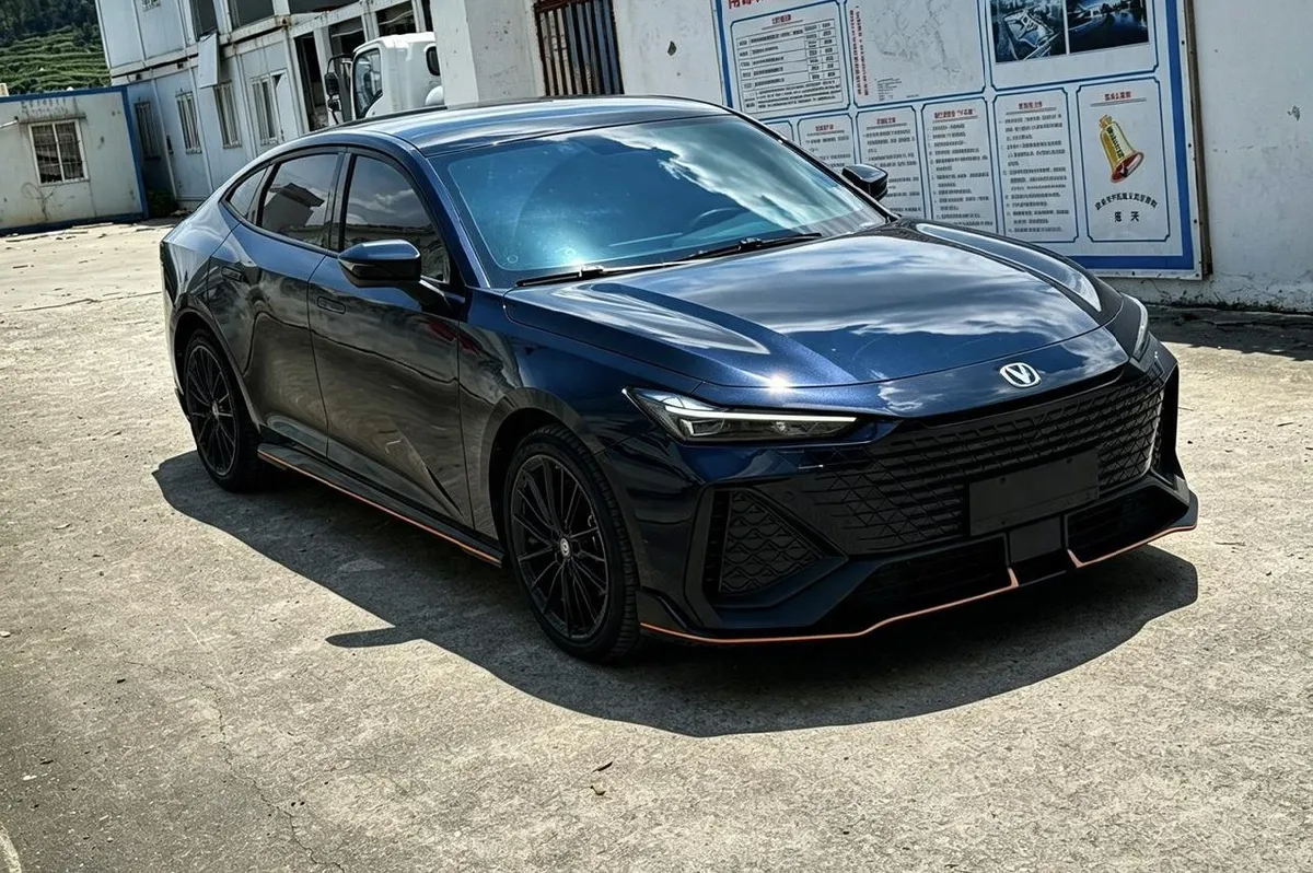 CHANGAN UNI-V 2022