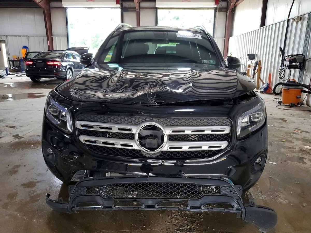 MERCEDES-BENZ GLB 250 4MATIC 2023