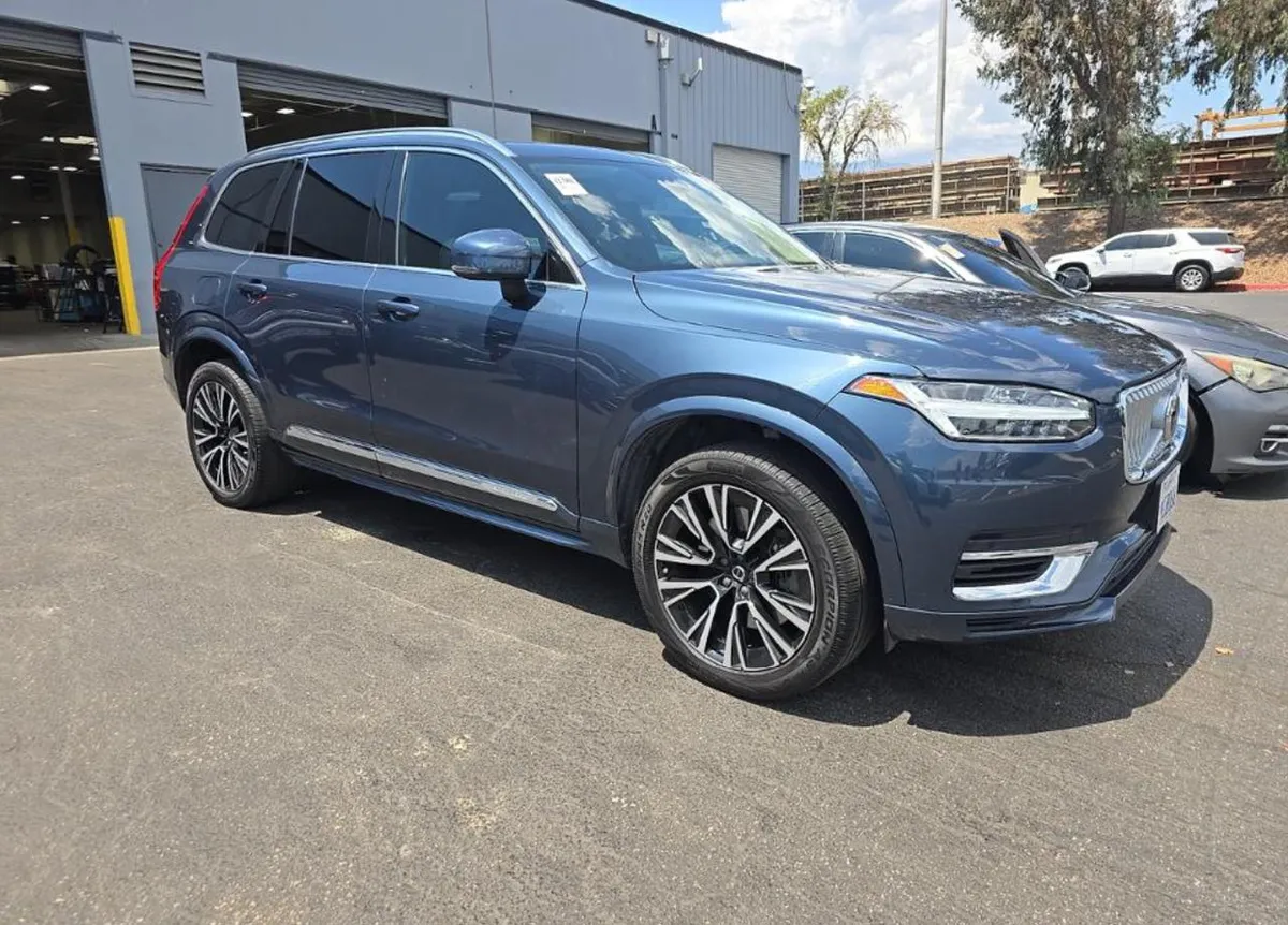 VOLVO XC90 RECHARGE PLUG-IN HYBRID 2023