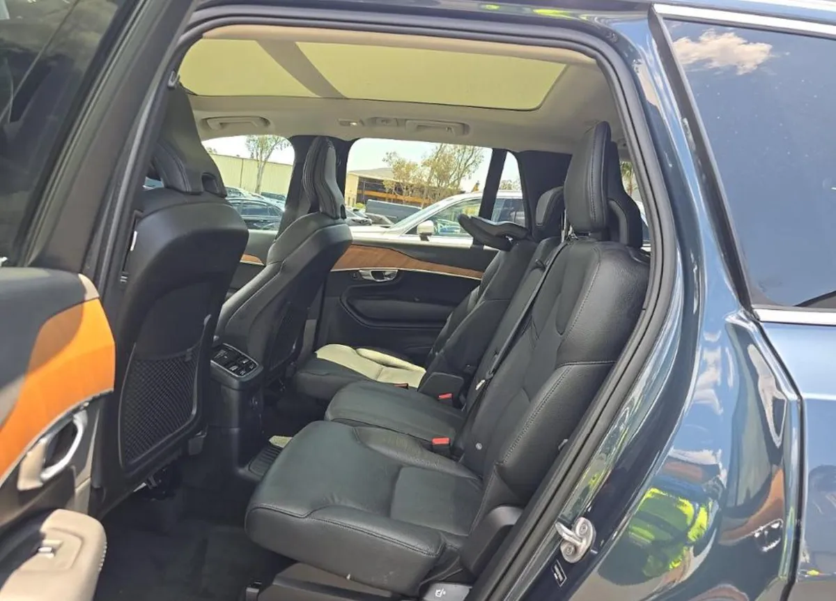 VOLVO XC90 RECHARGE PLUG-IN HYBRID 2023