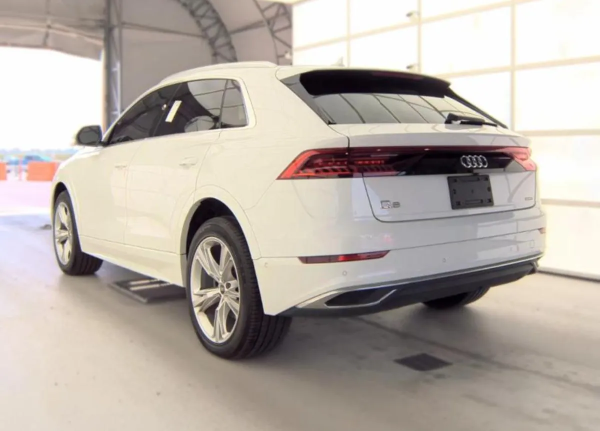 AUDI Q8 PREMIUM 2023
