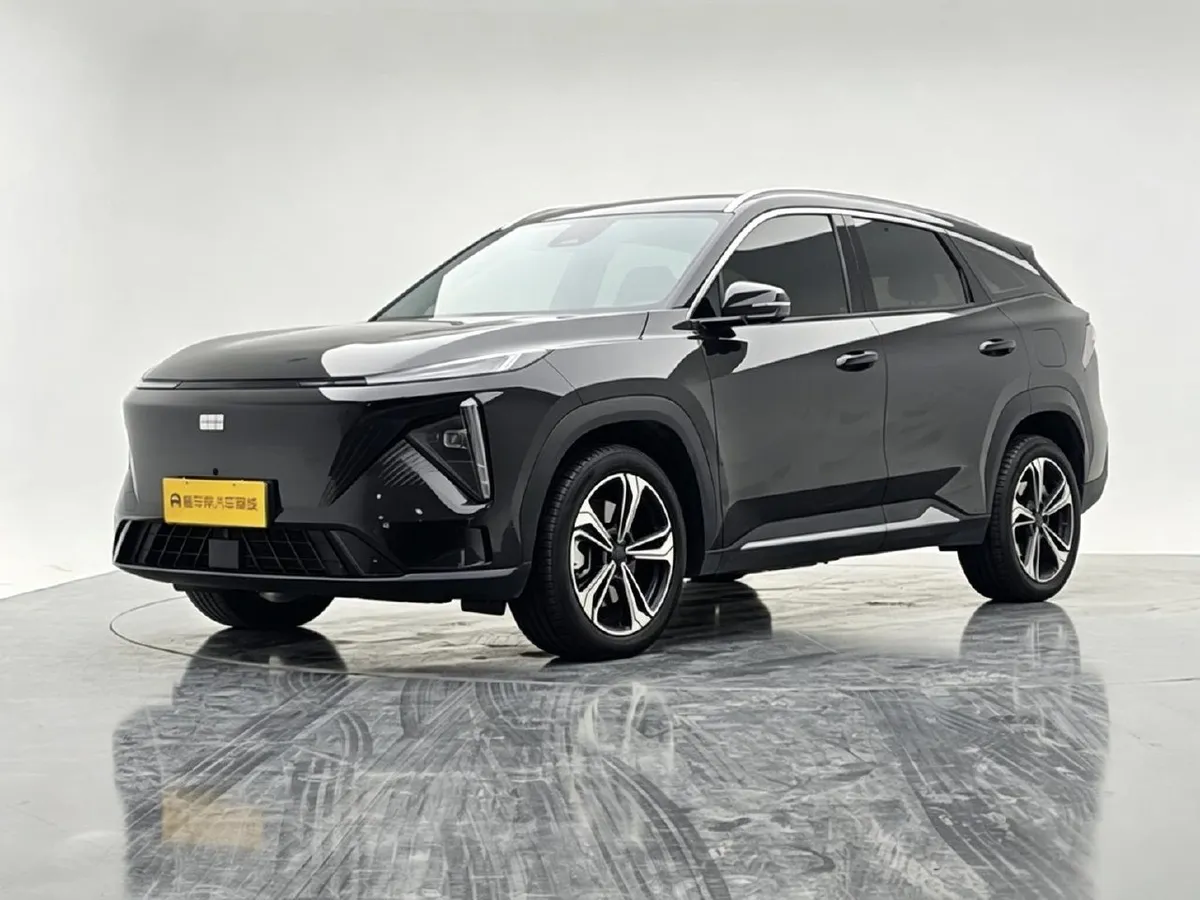GEELY L7 2023