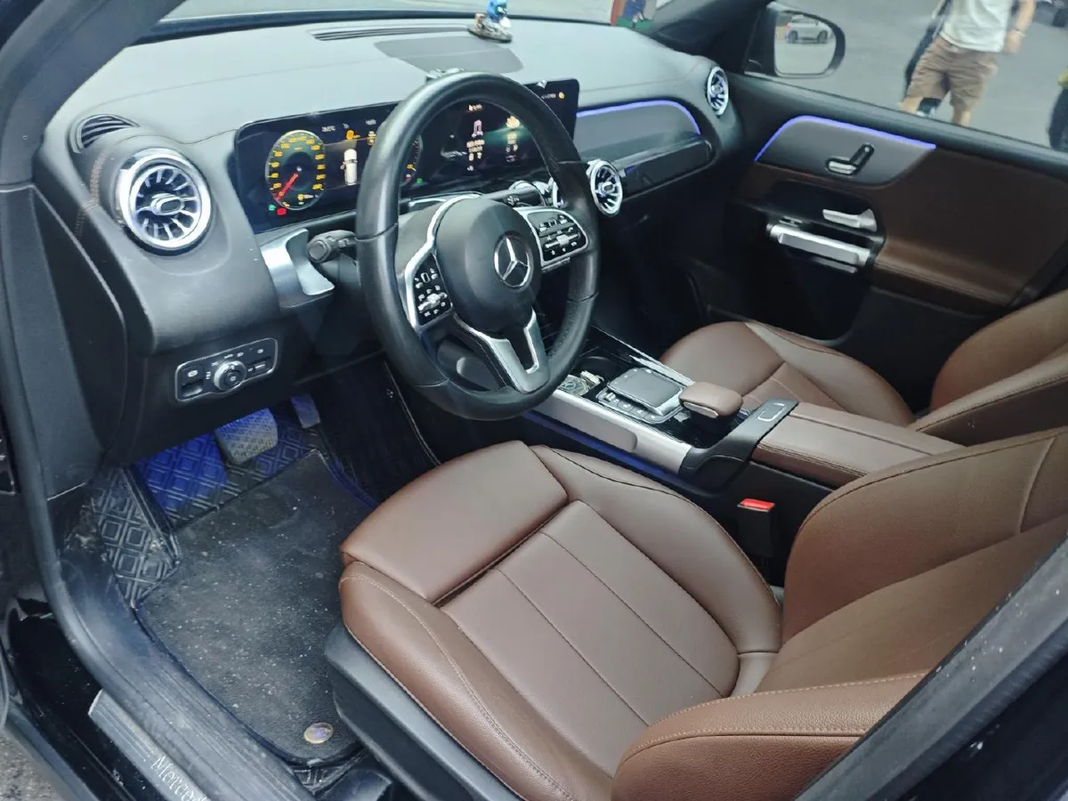 MERCEDES-BENZ GLB 200 FASHION EDITION 2023