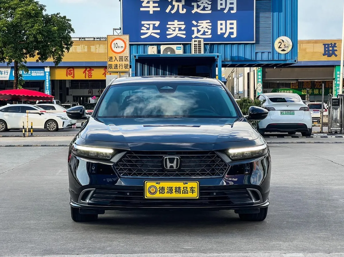 HONDA ACCORD PREMIUM 2023