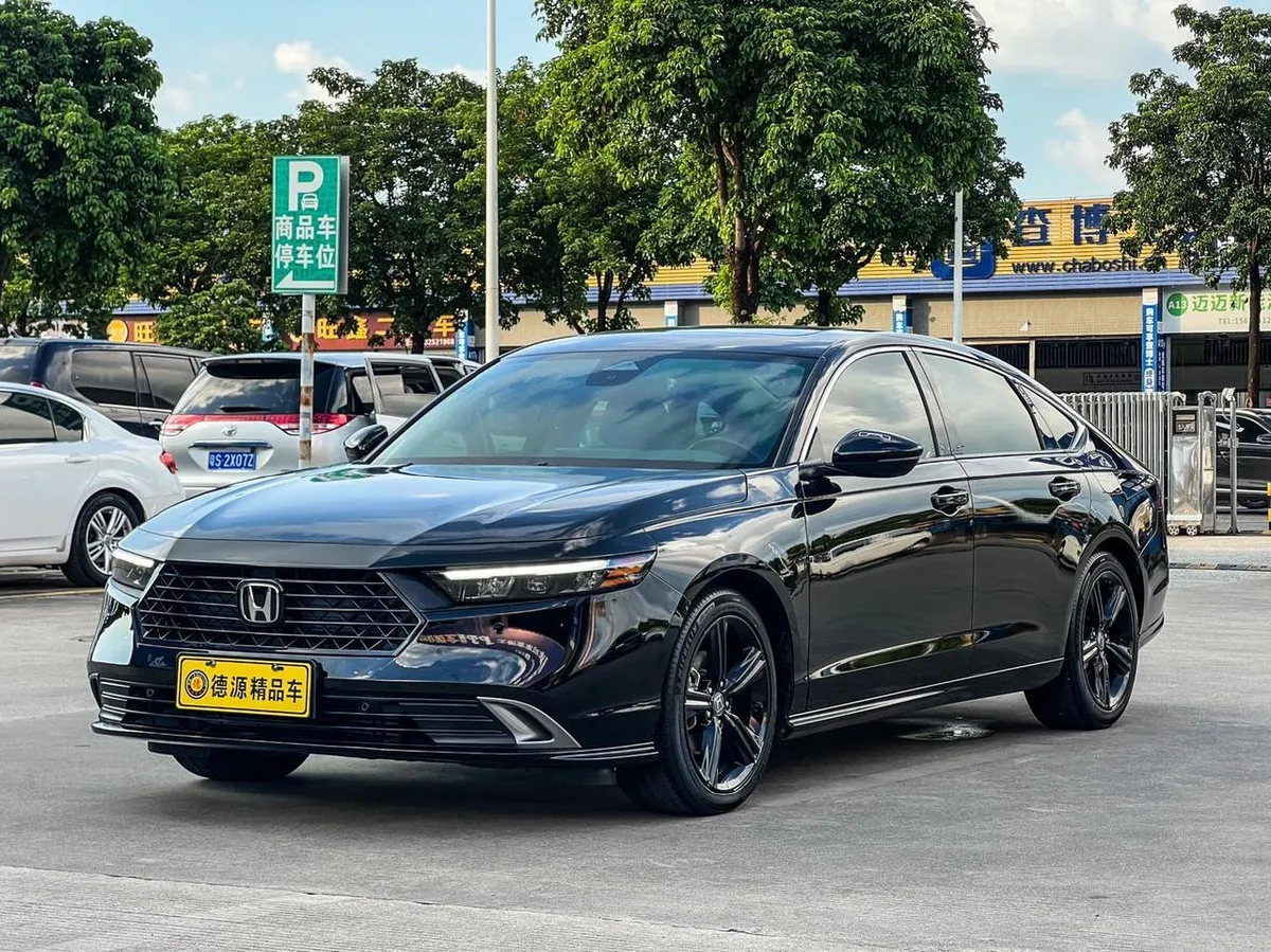 HONDA ACCORD PREMIUM 2023