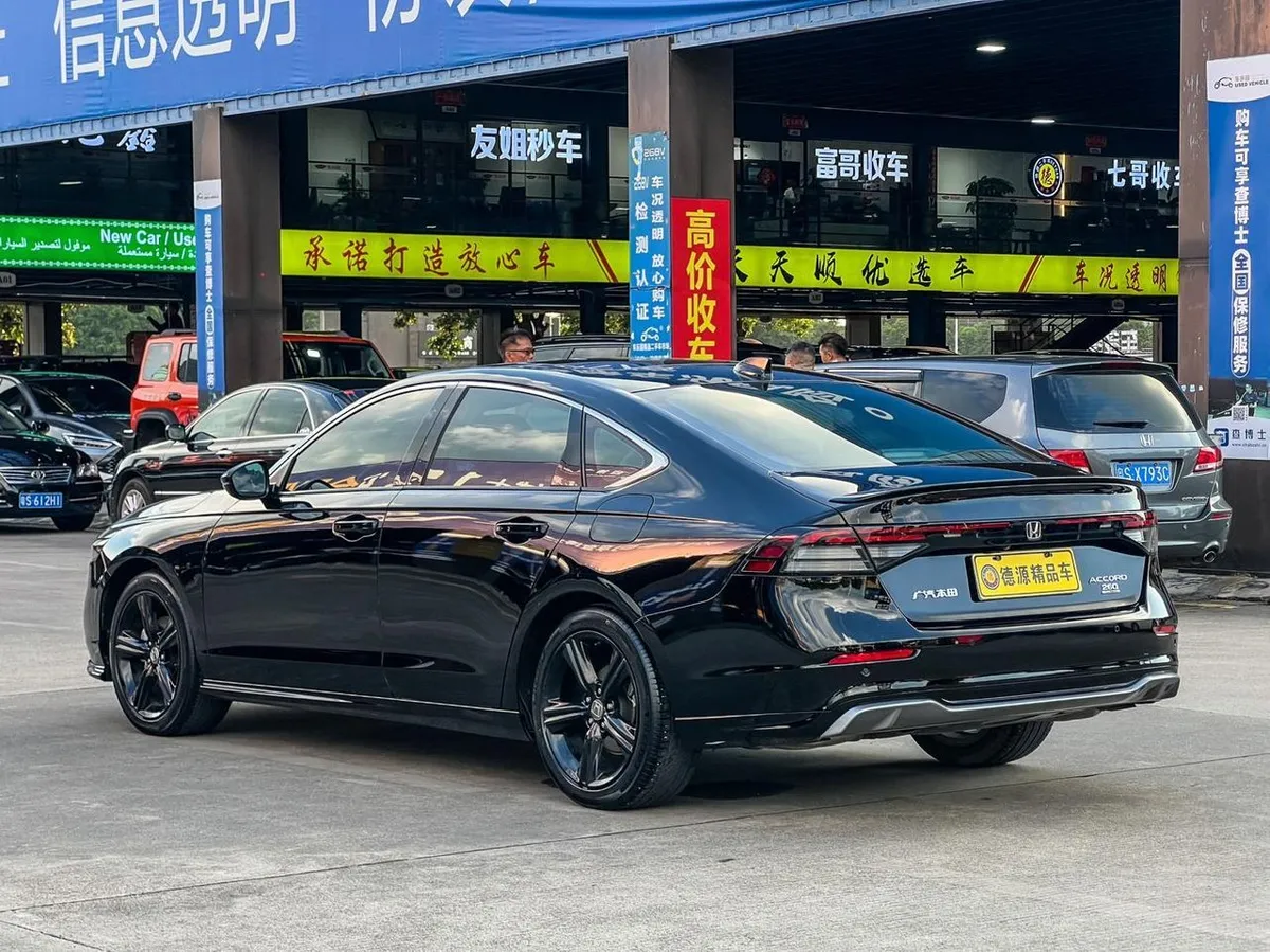 HONDA ACCORD PREMIUM 2023