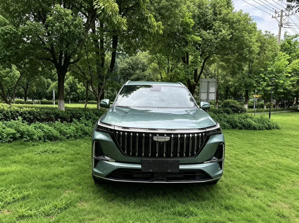 GEELY BOYUE L ПРЕДМАКСИМАЛЬНАЯ 2025