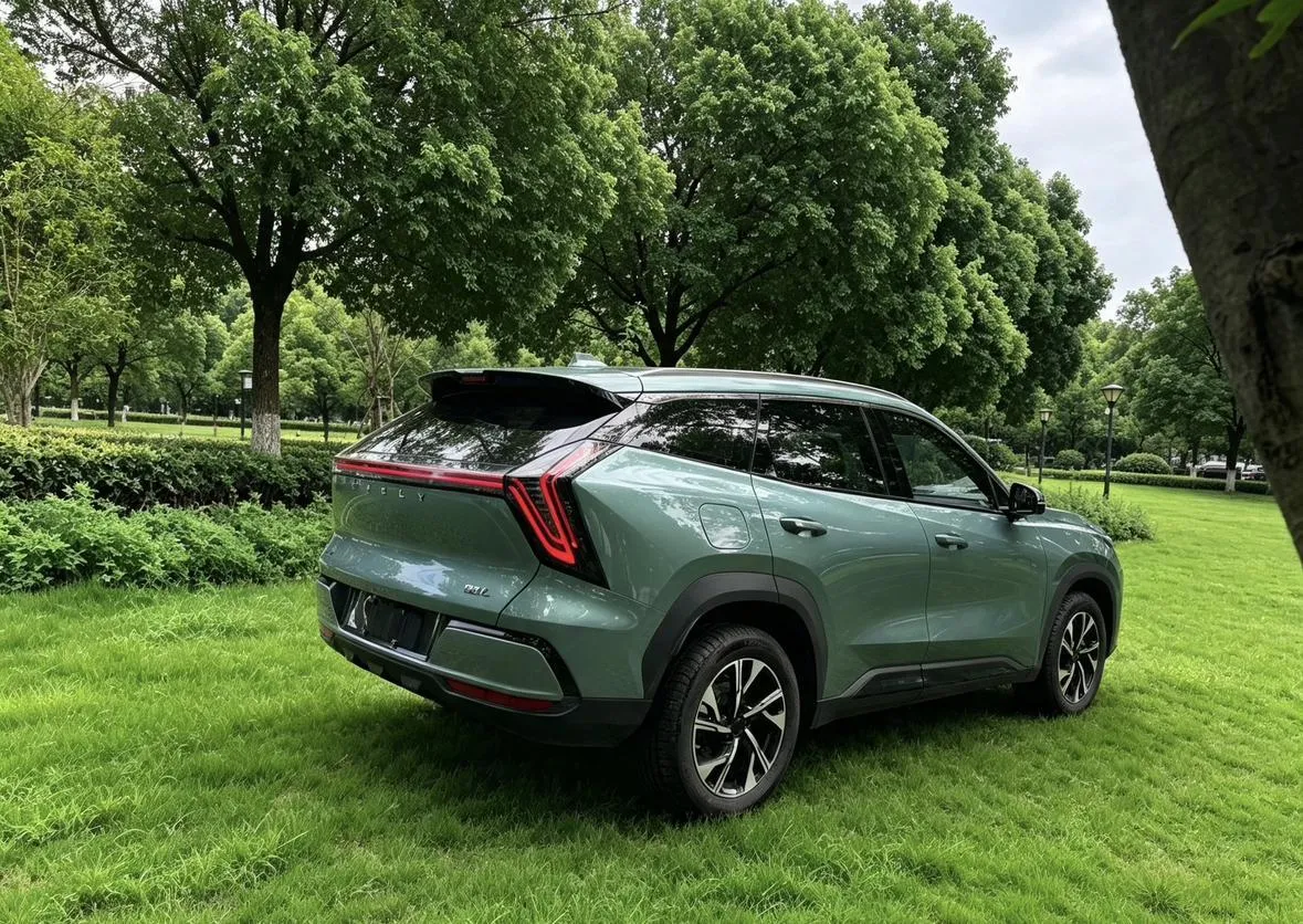 GEELY BOYUE L ПРЕДМАКСИМАЛЬНАЯ 2025