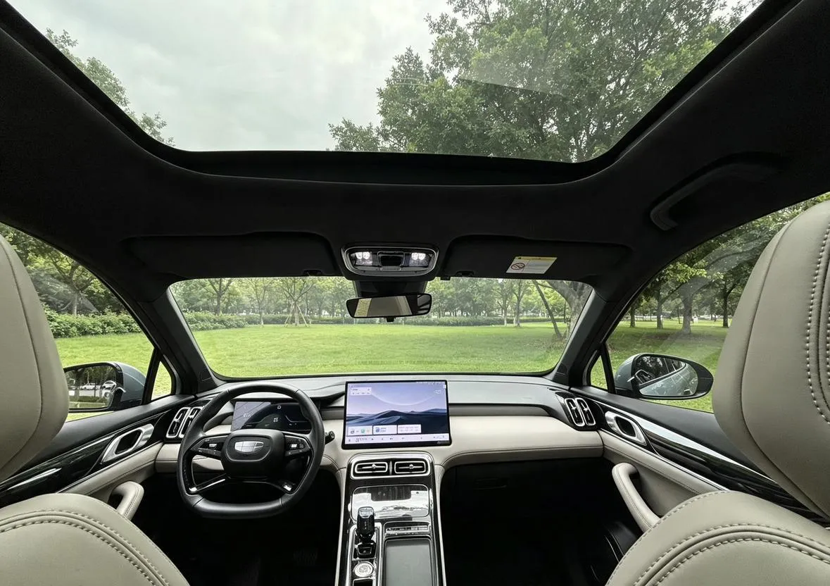 GEELY BOYUE L ПРЕДМАКСИМАЛЬНАЯ 2025